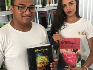 	Editora da UFLA realiza doações de livros para a cidade de Juazeiro/BA 	